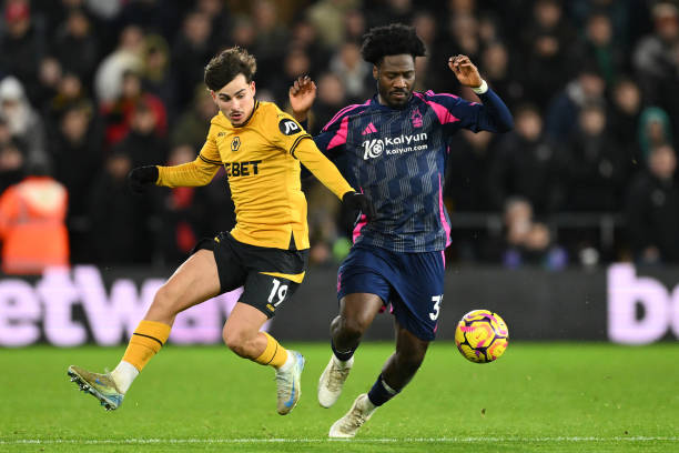 在东西部两 在东西部两