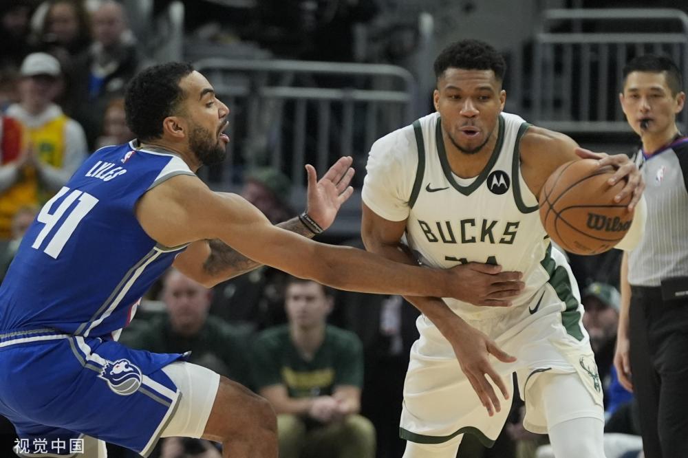 迅猛的射门 迅猛的射门