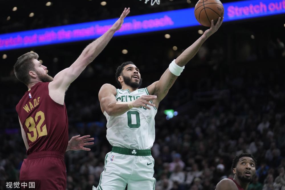 场上驰骋的 场上驰骋的